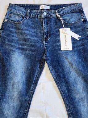 BAMBOO Distressed Medium Blue Denim Jean Size 15